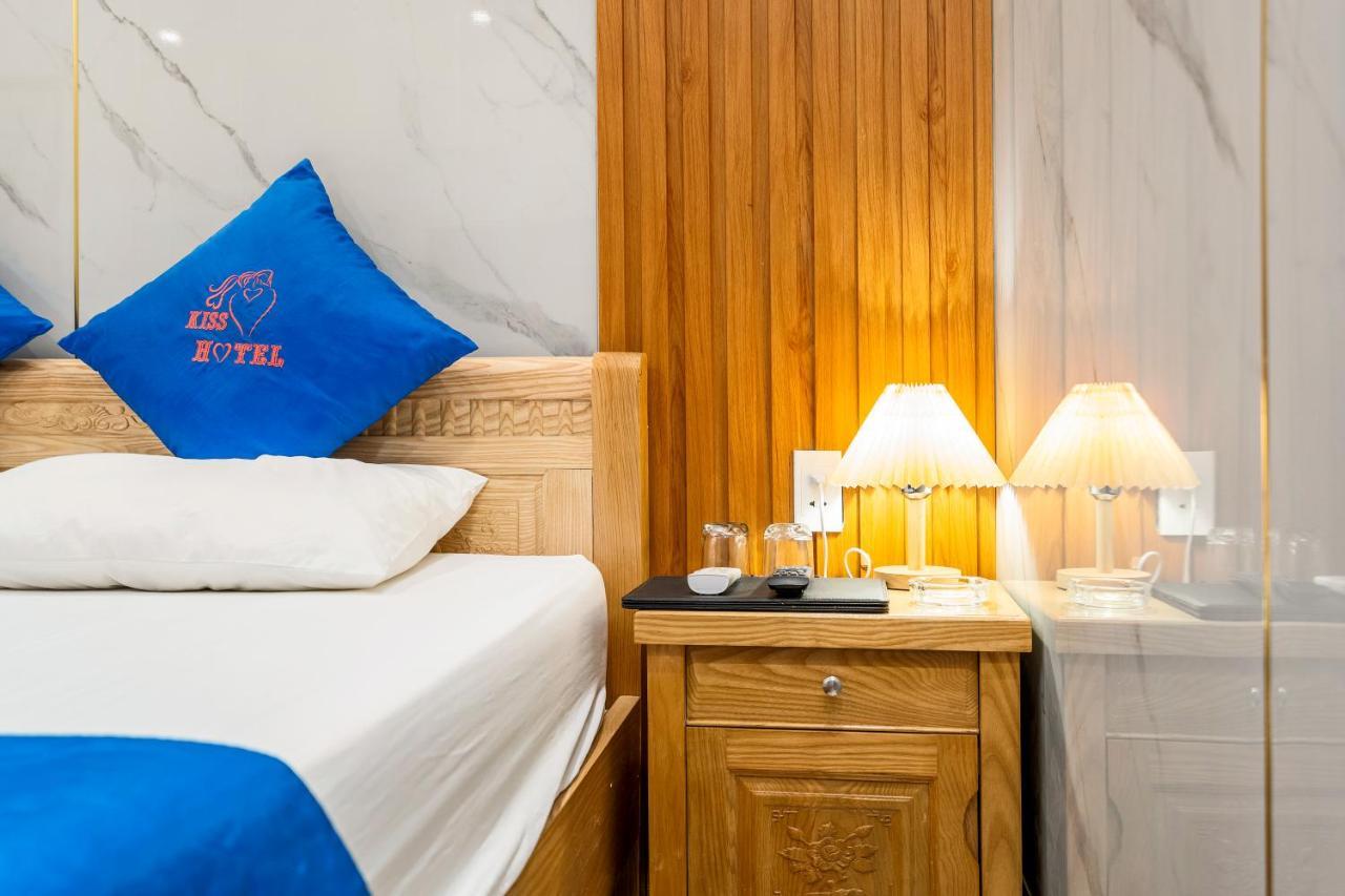HIKARI KIS'S Hotel Tân Bình Hô Chi Minh-Ville Extérieur photo