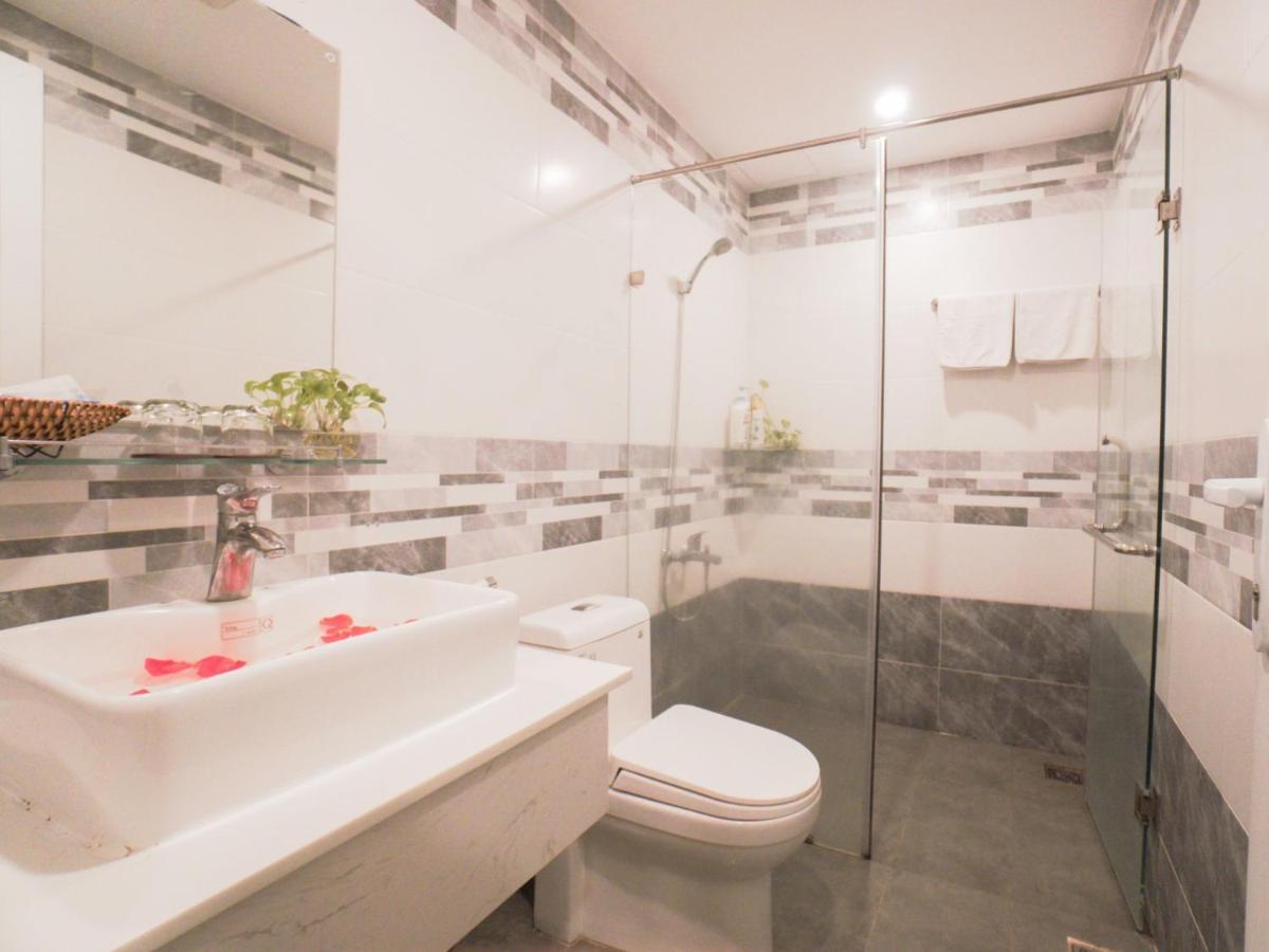 HIKARI KIS'S Hotel Tân Bình Hô Chi Minh-Ville Extérieur photo