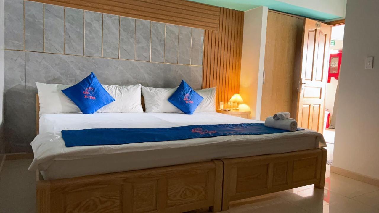 HIKARI KIS'S Hotel Tân Bình Hô Chi Minh-Ville Extérieur photo